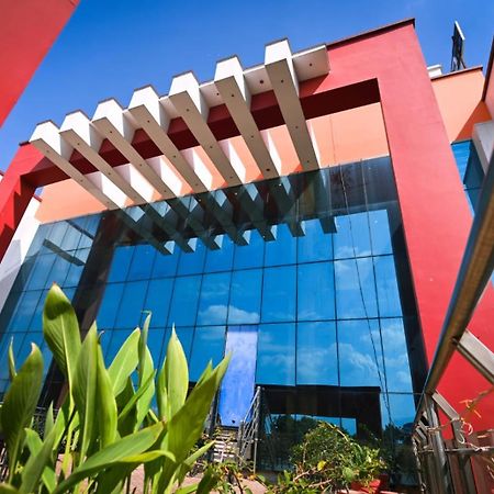 Taraji Resort Ayodhya エクステリア 写真