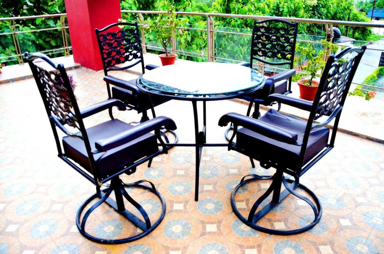 Taraji Resort Ayodhya エクステリア 写真