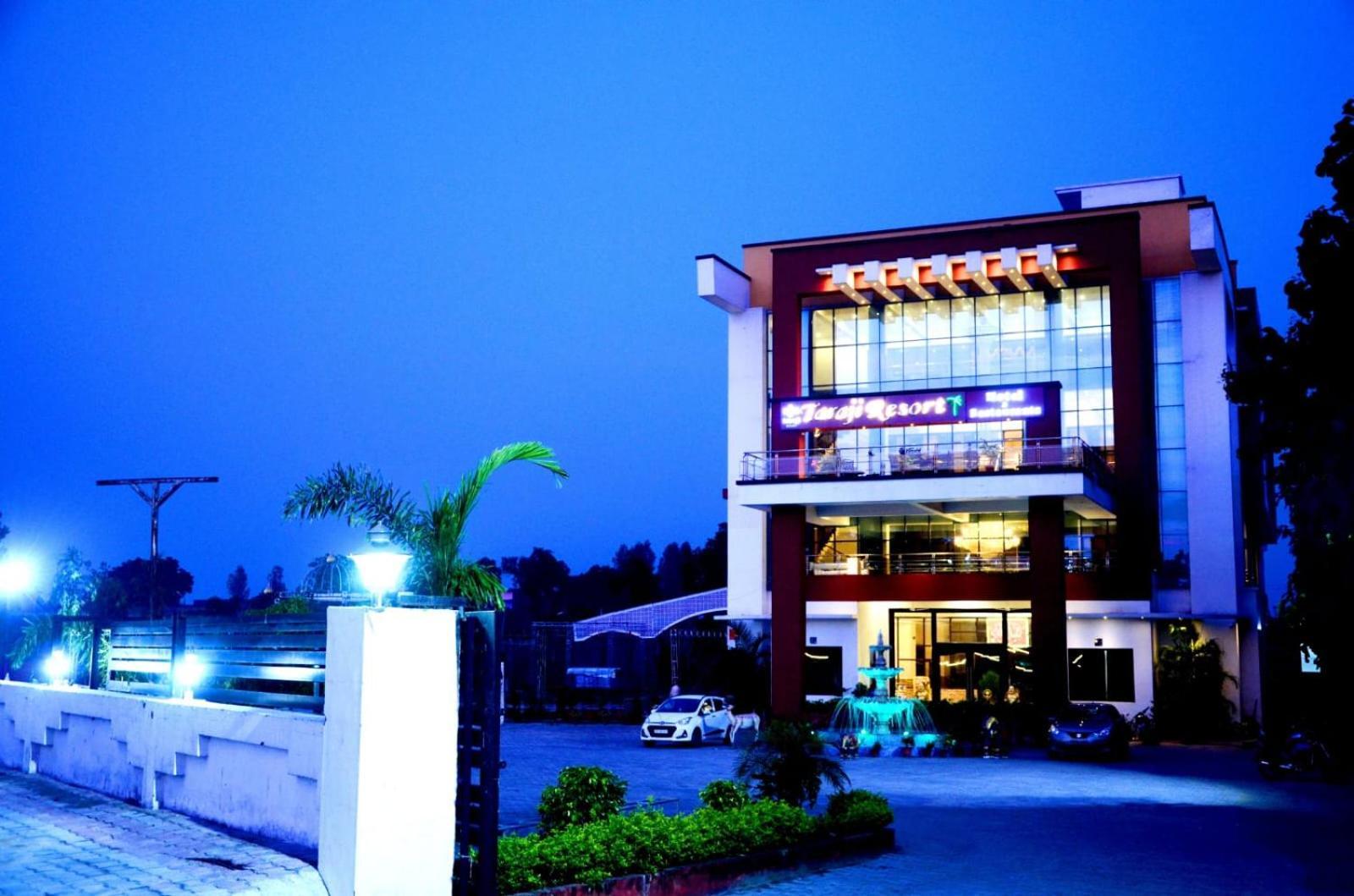 Taraji Resort Ayodhya エクステリア 写真