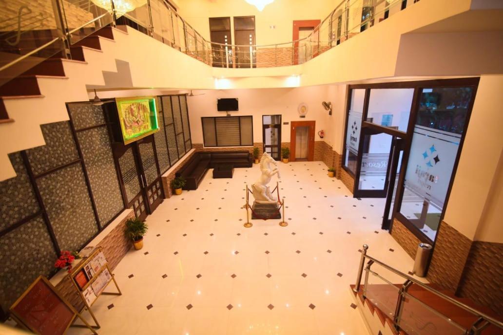 Taraji Resort Ayodhya エクステリア 写真